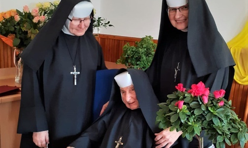 "Serce s. Adaminy jest nie tylko mocne, ale i pojemne"