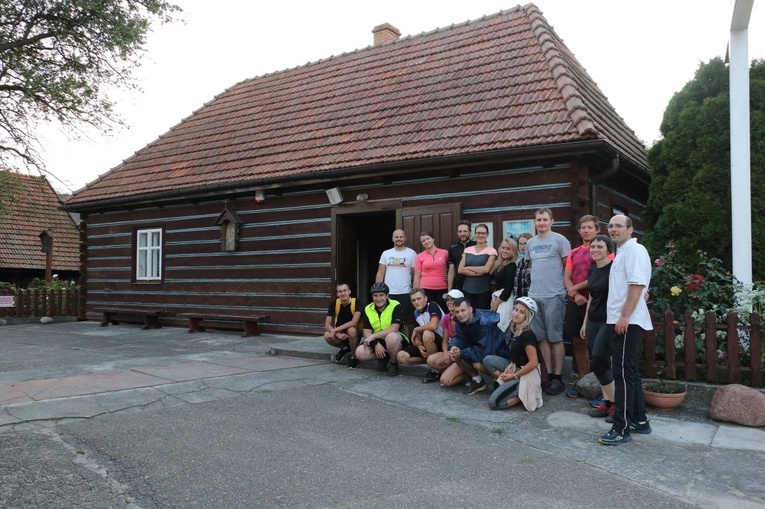 Pielgrzymka rowerowa do bł. Karoliny - cz. 1 