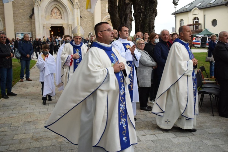 Maryjne świętowanie w Sulisławicach 