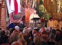 Słowo Boże wygłosił administrator apostolski archidiecezji gdańskiej.