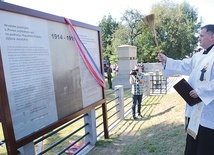 Poświęcenie tablicy.