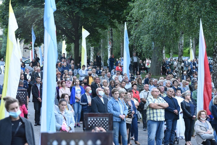 Pielgrzymi na Mszy św.