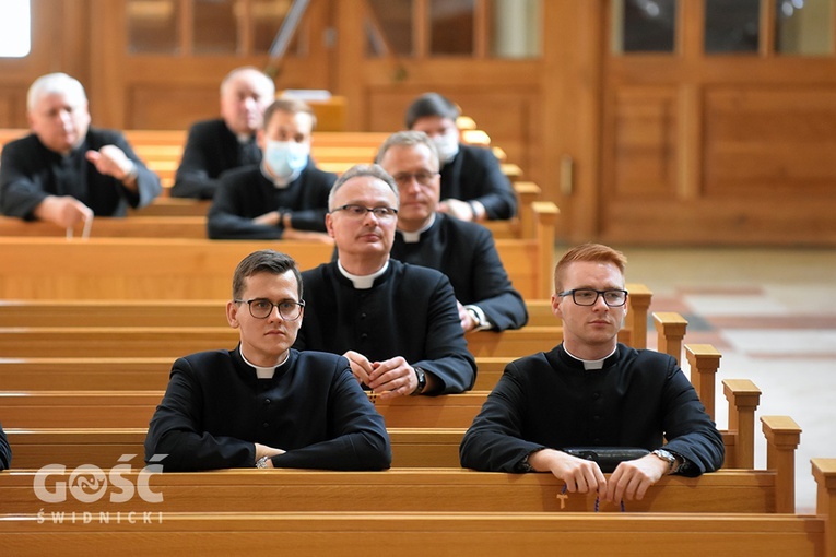 Spotkanie ze Słowem przed ingresem - dzień 1