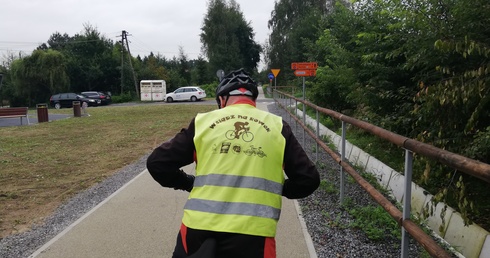 Jastrzębie-Zdrój. Żelazny Szlak Rowerowy otwarty. Trasa przez Polskę i Czechy, rowerzyści zadowoleni