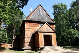 Koncerty odbędą się w zabytkowym kościele św. Doroty na terenie Muzeum Wsi Radomskiej.