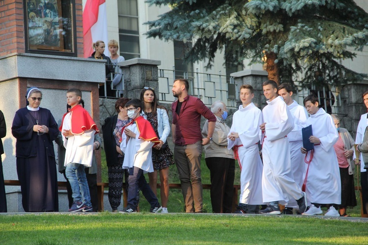 Tarnów. Poświęcenie Kalwarii Krzyskiej