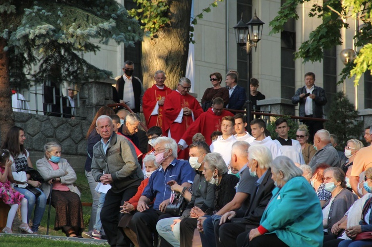 Tarnów. Poświęcenie Kalwarii Krzyskiej