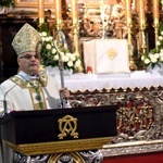 Uroczyste objęcie katedry biskupiej przez bp. Marka Mendyka