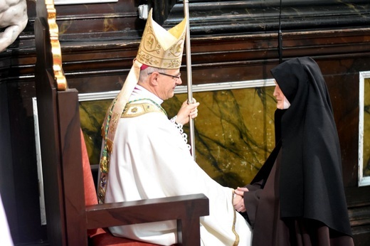 Uroczyste objęcie katedry biskupiej przez bp. Marka Mendyka