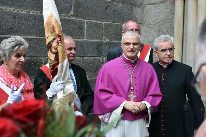 Uroczyste objęcie katedry biskupiej przez bp. Marka Mendyka