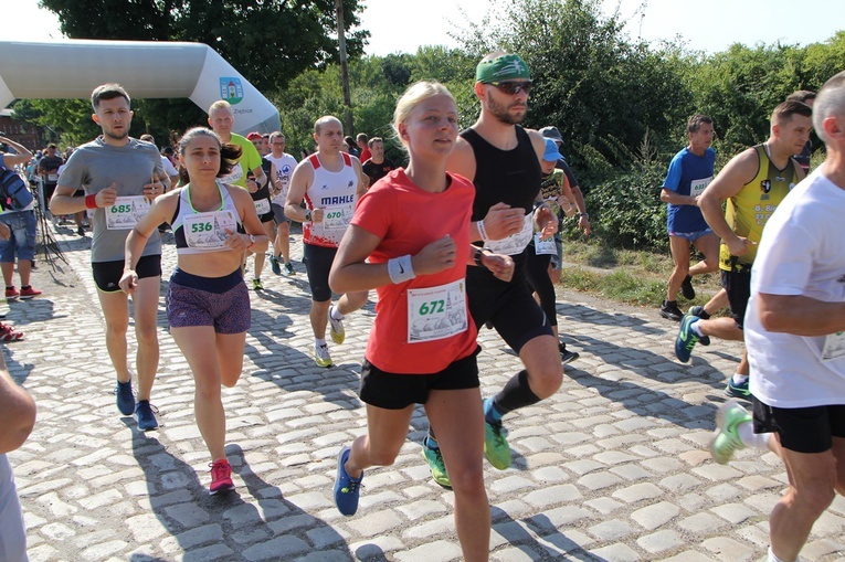 Ora et run. Bieg Henryków 2020