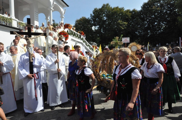 Zawada - żniwna parada