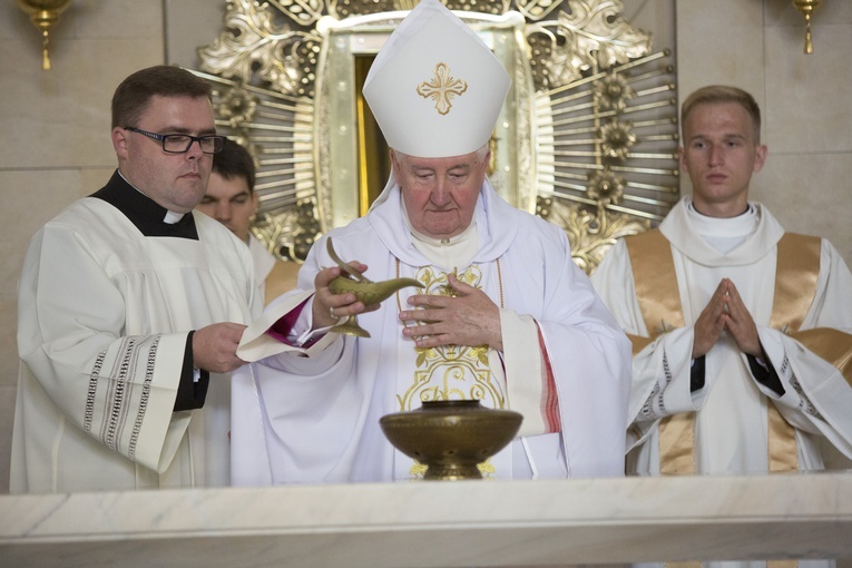 Konsekracja świątyni w Ostrówku