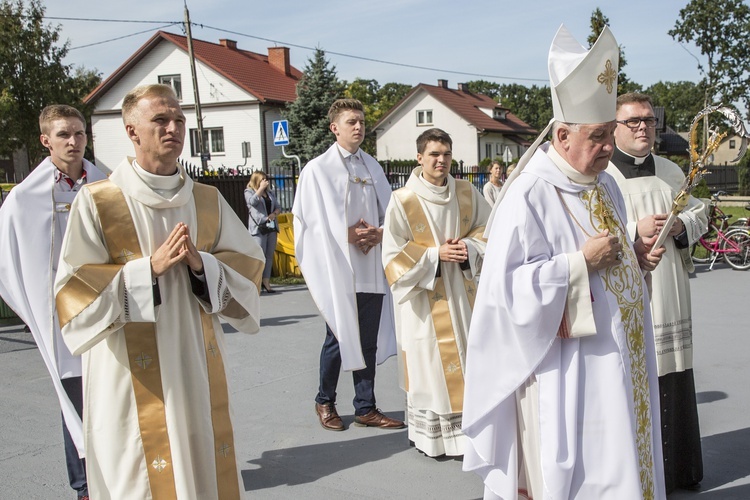 Konsekracja świątyni w Ostrówku