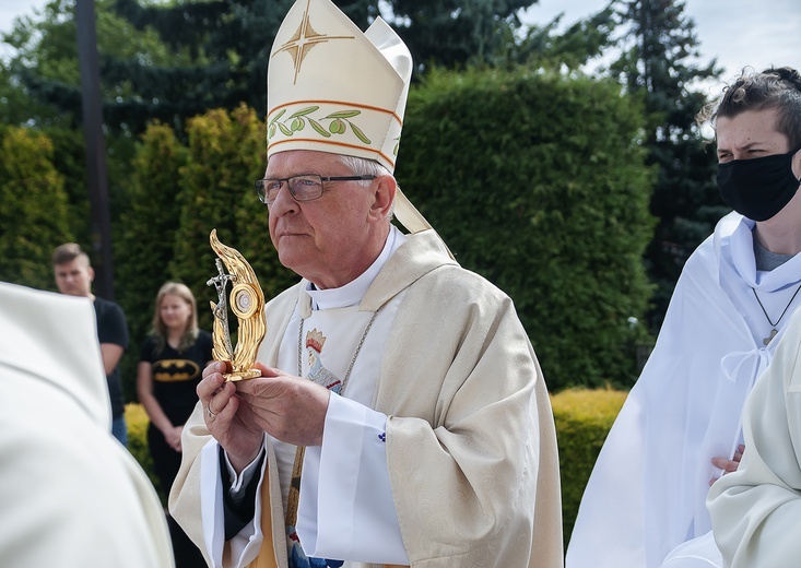 Jubileusz trzcianeckich saletynów, cz. 1