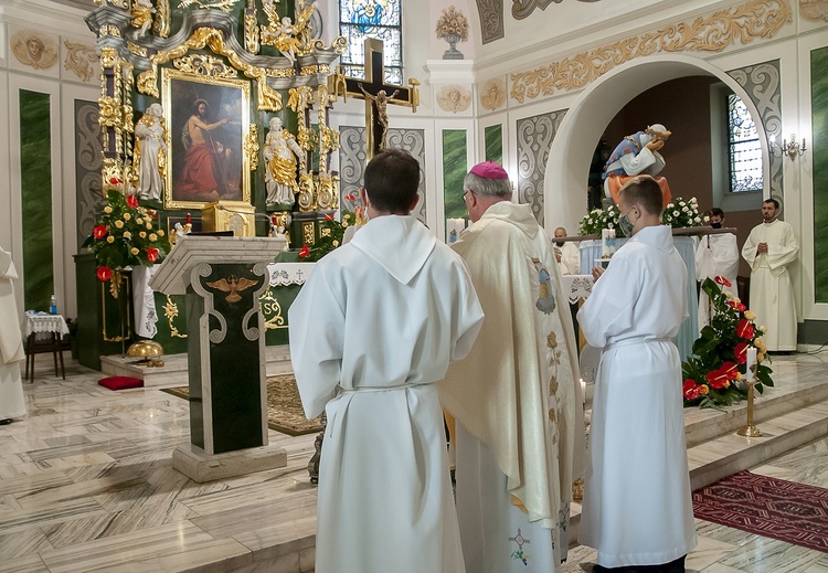 Jubileusz trzcianeckich saletynów, cz. 1