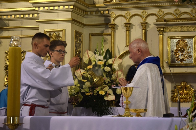 Odpust i odznaczenia w Tymbarku