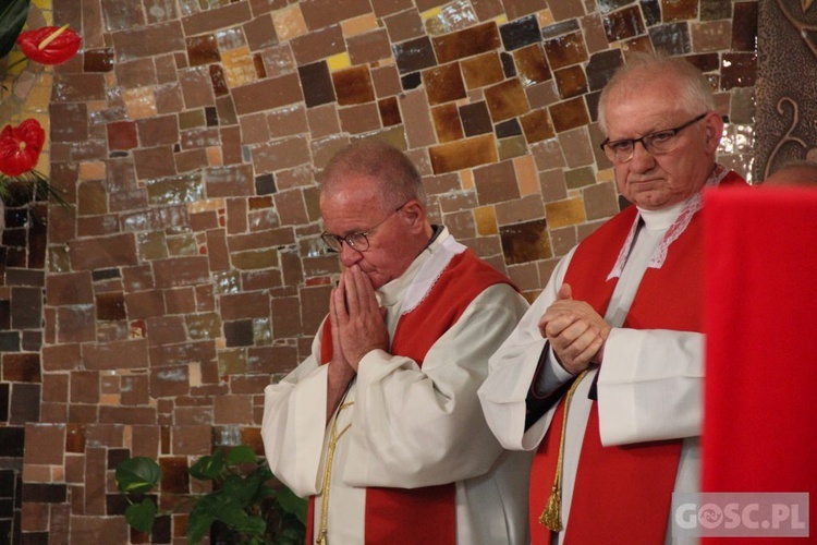 50 lat parafii pw. Podwyższenia Krzyża Świętego w Zielonej Górze