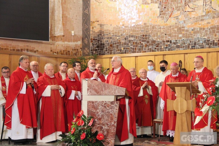 50 lat parafii pw. Podwyższenia Krzyża Świętego w Zielonej Górze