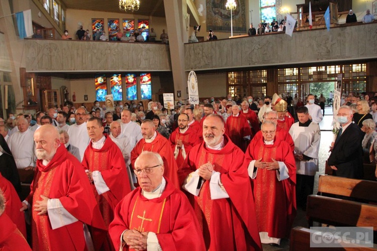 50 lat parafii pw. Podwyższenia Krzyża Świętego w Zielonej Górze