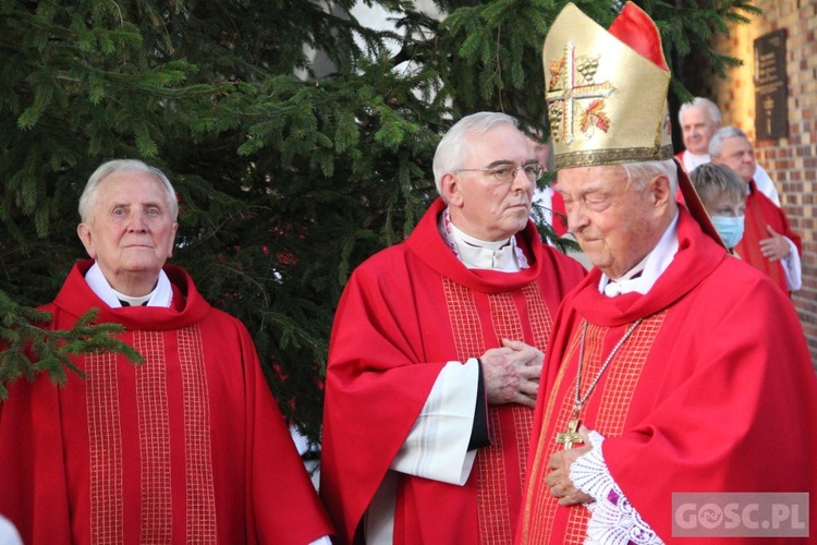 50 lat parafii pw. Podwyższenia Krzyża Świętego w Zielonej Górze