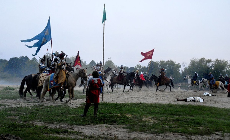 Pułtusk. Piknik z husarią