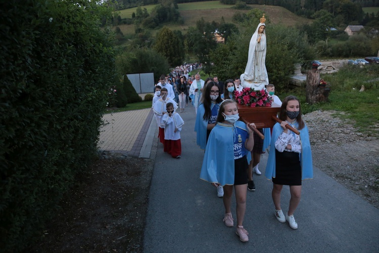 Poświęcenie krzyża epidemicznego