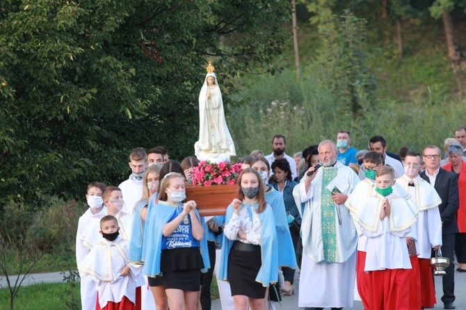 Poświęcenie krzyża epidemicznego