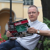 Ks. Janusz Gorczyca jest dziś proboszczem parafii pw. Świętych Apostołów Piotra i Pawła w Oławie.