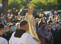 Uroczystości, mimo że są obchodzone w dniu Narodzenia NMP, w dzień powszedni, zawsze gromadzą tłumy wiernych.