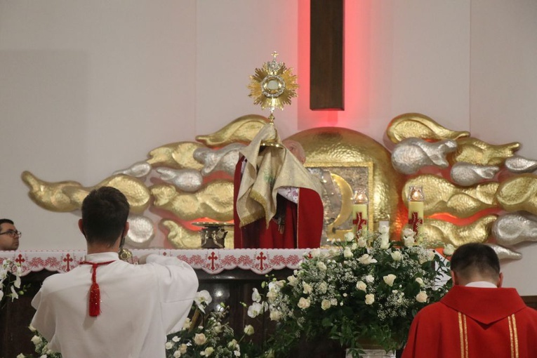 Odpust w wałbrzyskiej Parafii Podwyższenia Krzyża Świętego