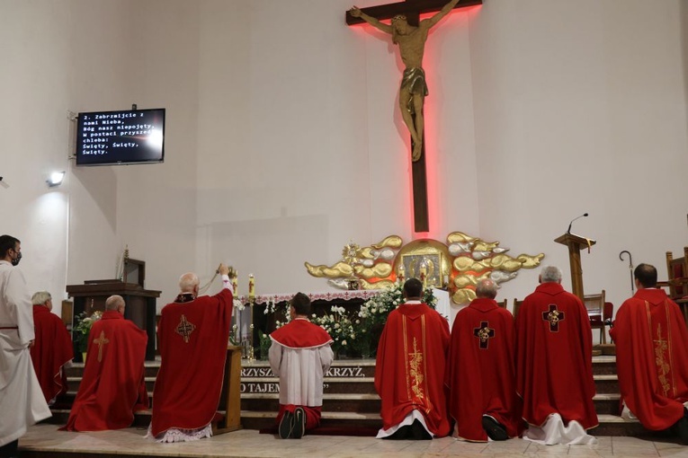 Odpust w wałbrzyskiej Parafii Podwyższenia Krzyża Świętego