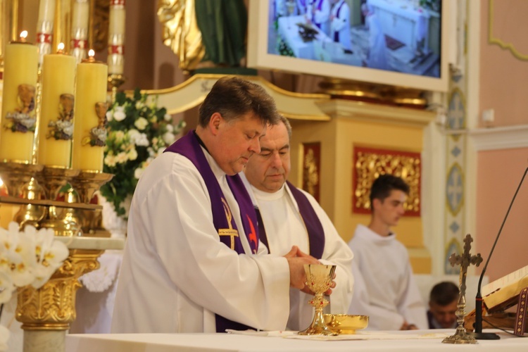 Ostatnie pożegnanie śp. ks. Edwarda Brączka w Bulowicach