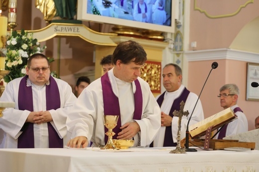 Ostatnie pożegnanie śp. ks. Edwarda Brączka w Bulowicach