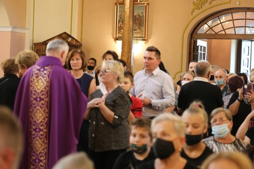 Ostatnie pożegnanie śp. ks. Edwarda Brączka w Bulowicach