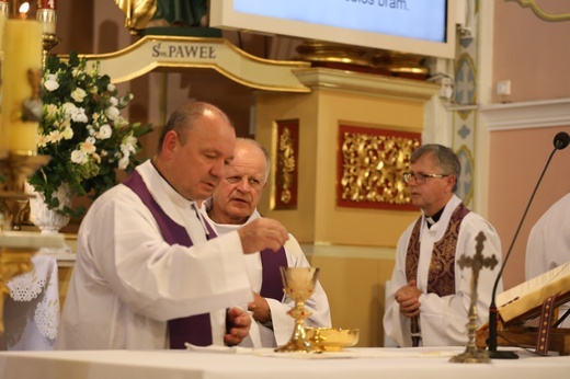 Ostatnie pożegnanie śp. ks. Edwarda Brączka w Bulowicach