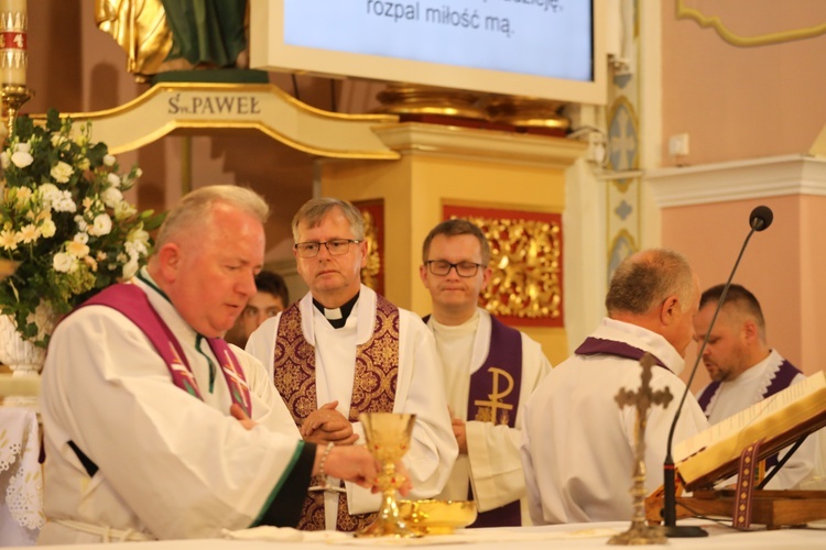 Ostatnie pożegnanie śp. ks. Edwarda Brączka w Bulowicach