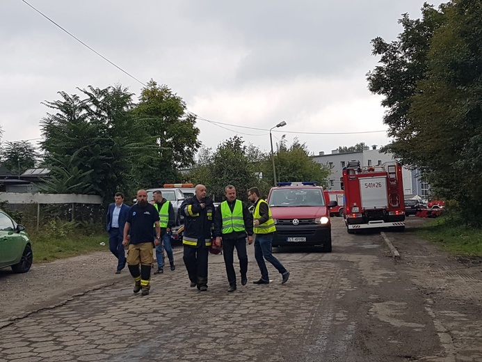 Sosnowiec. Pożar na składowisku odpadów opanowany. Jeszcze dziś prokuratura ma rozpocząć śledztwo