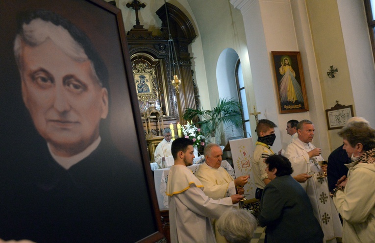 Trwa modlitwa o cud za wstawiennictwem Matki Kazimiery. Jest on niezbędny, aby proces beatyfikacyjny dobiegł końca.