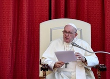 Papież: Media mają nieść nadzieję, a nie plotkować