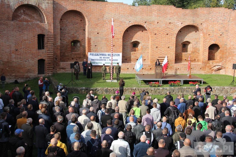 Trwa Diecezjalna Pielgrzymka Mężczyzn do Międrzyrzecza