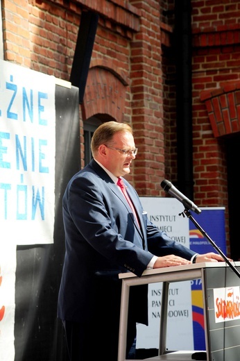 Krzyże Wolności i Solidarności dla działaczy Niezależnego Zrzeszenia Studentów