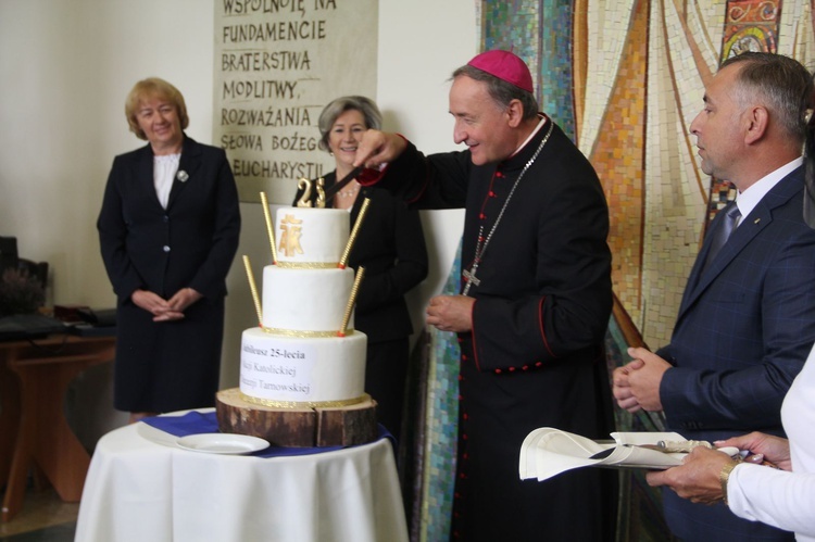 Bp Andrzej Jeż do członków AKDT: Nie będziecie bezrobotni, bo wyzwań jest mnóstwo