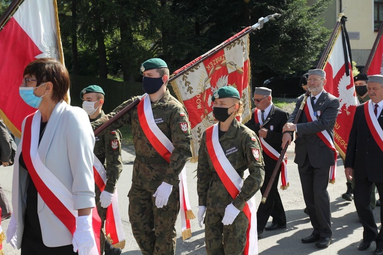 Pogrzeb ppor. Mieczysława Kozłowskiego - Żołnierza Niezłomnego - w Rzykach