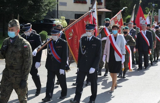 Pogrzeb ppor. Mieczysława Kozłowskiego - Żołnierza Niezłomnego - w Rzykach