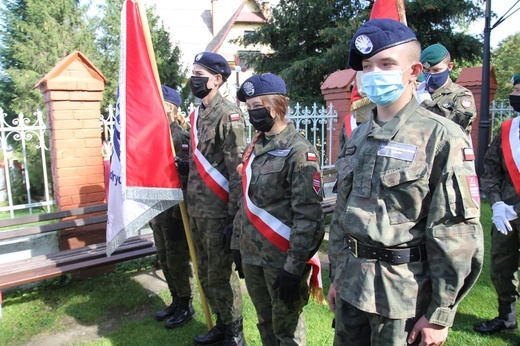 Pogrzeb ppor. Mieczysława Kozłowskiego - Żołnierza Niezłomnego - w Rzykach