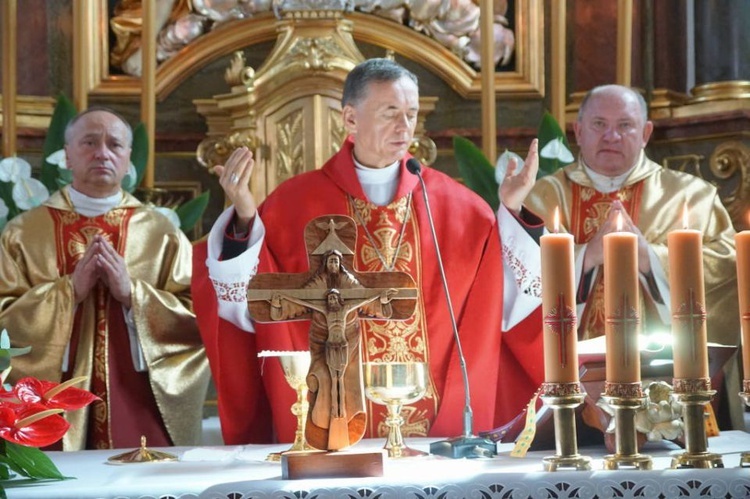 Poświęcenie tablicy pamiątkowej poświęconej bł. ks. Gerhardowi Hirschfelderowi