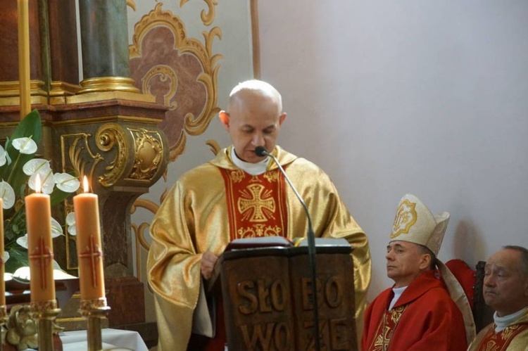 Poświęcenie tablicy pamiątkowej poświęconej bł. ks. Gerhardowi Hirschfelderowi