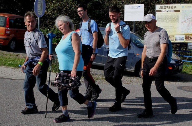 Zwardoń i Skalite - pierwsze transgraniczne nabożeństwo Drogi Krzyżowej - 2020