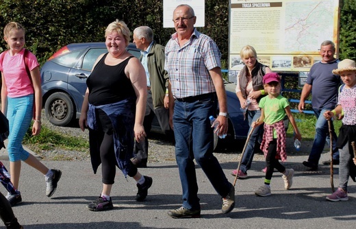 Zwardoń i Skalite - pierwsze transgraniczne nabożeństwo Drogi Krzyżowej - 2020